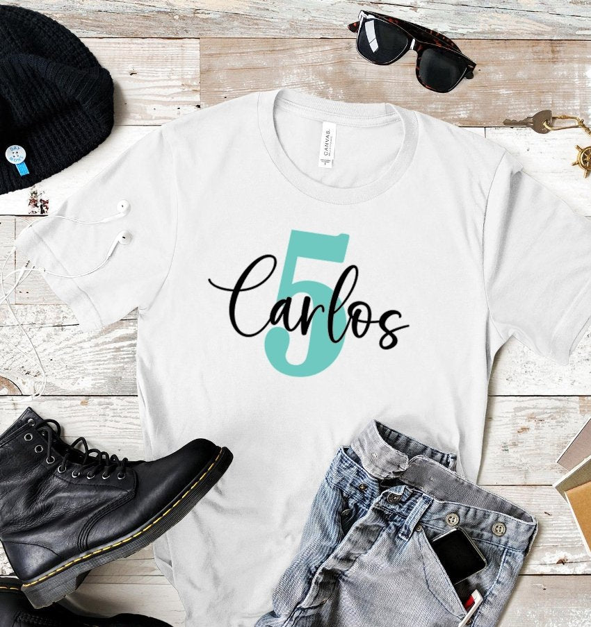T-Shirt Geburtstag "Name auf Zahl" - Party im Karton